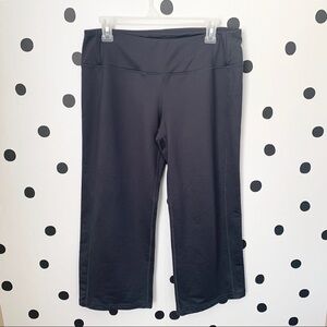 EUC ATHLETA WIDE LEG CAPRI PANTS GREY SIZE MT